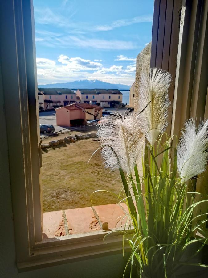 Appartement Canigou Vue: Lakeside Retreat with Pools and Playground Le Barcares Exterior photo